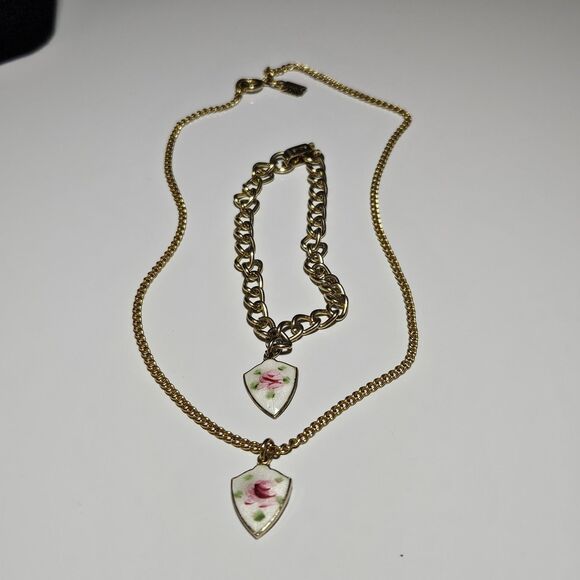 Vintage Emmons Gold Tone Guilloche Enamel Shield Charm Necklace & Bracelet Set - Picture 15 of 15
